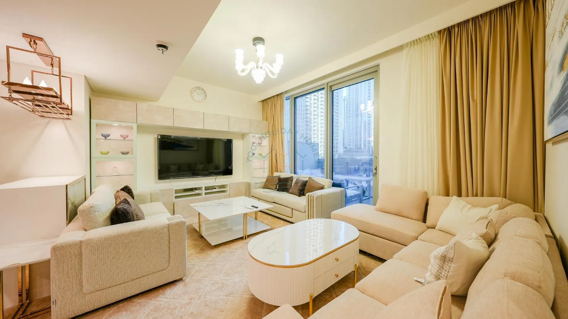 Forte Luxe - Stylish 2Br Downtown Escape Dubai Apartment